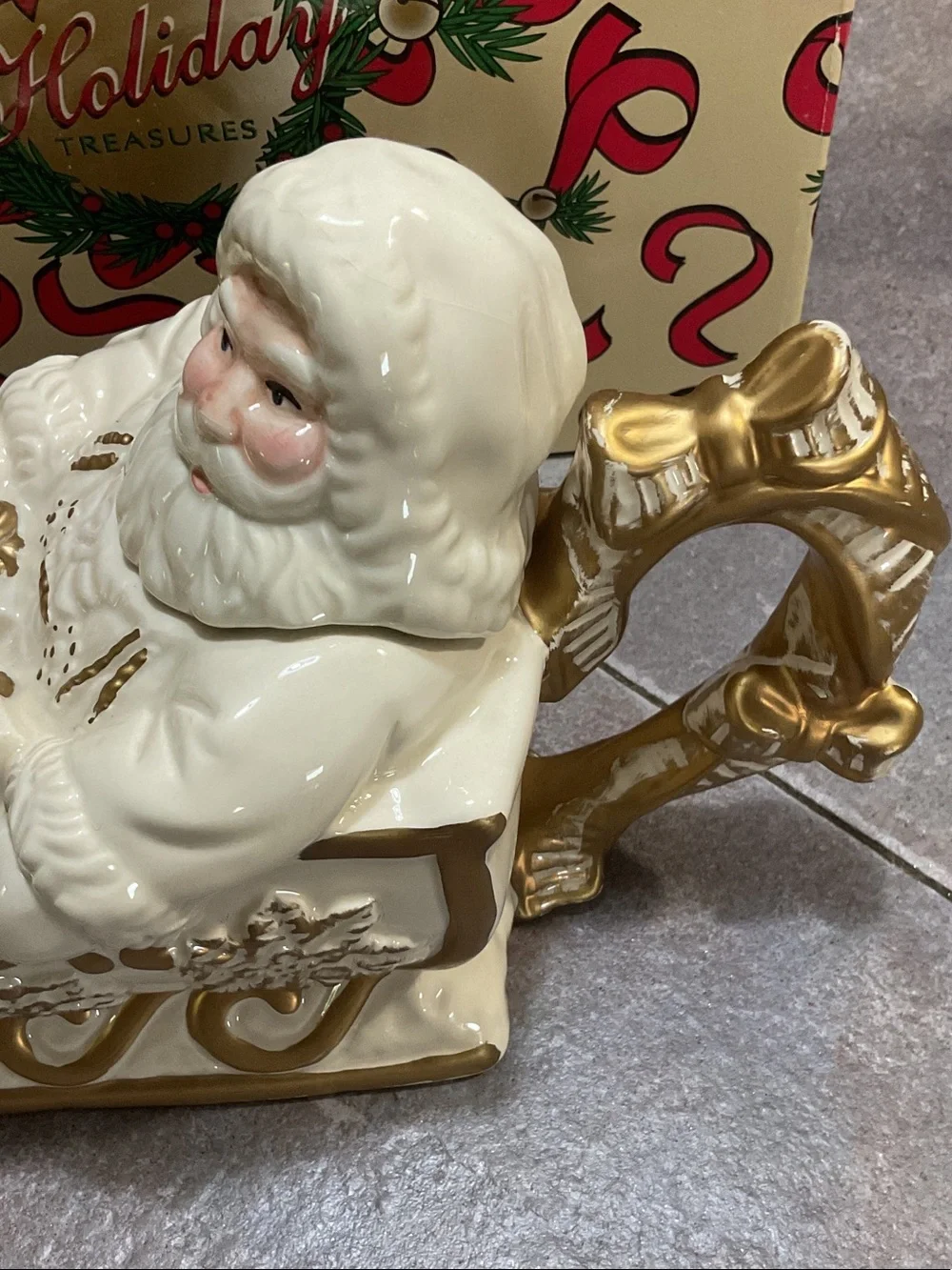 White & Gold Santa Sleigh Teapot